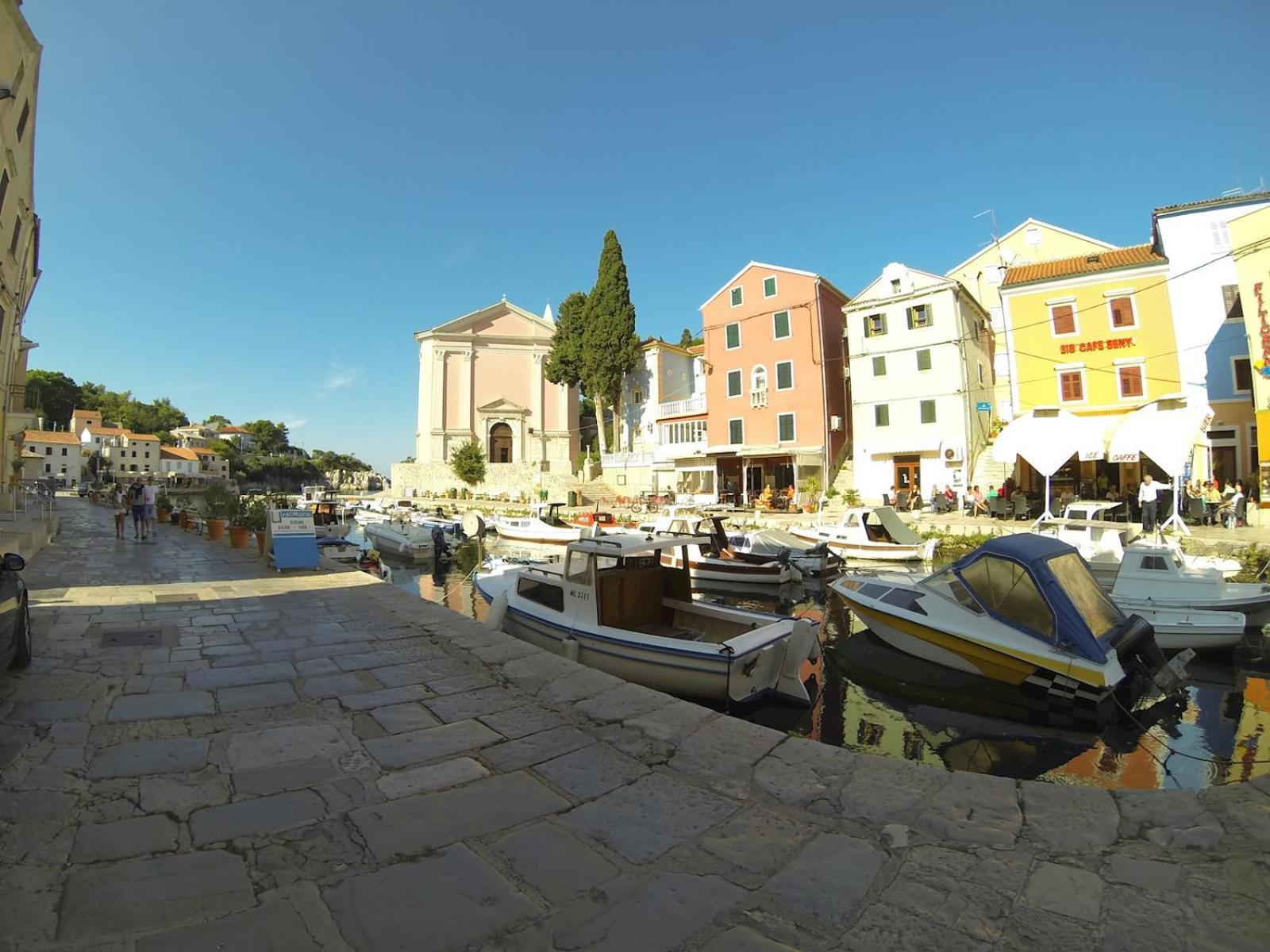 Bed&Breakfast Saturn Veli Lošinj Exteriör bild