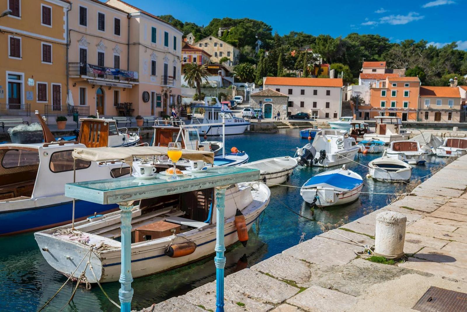 Bed&Breakfast Saturn Veli Lošinj Exteriör bild
